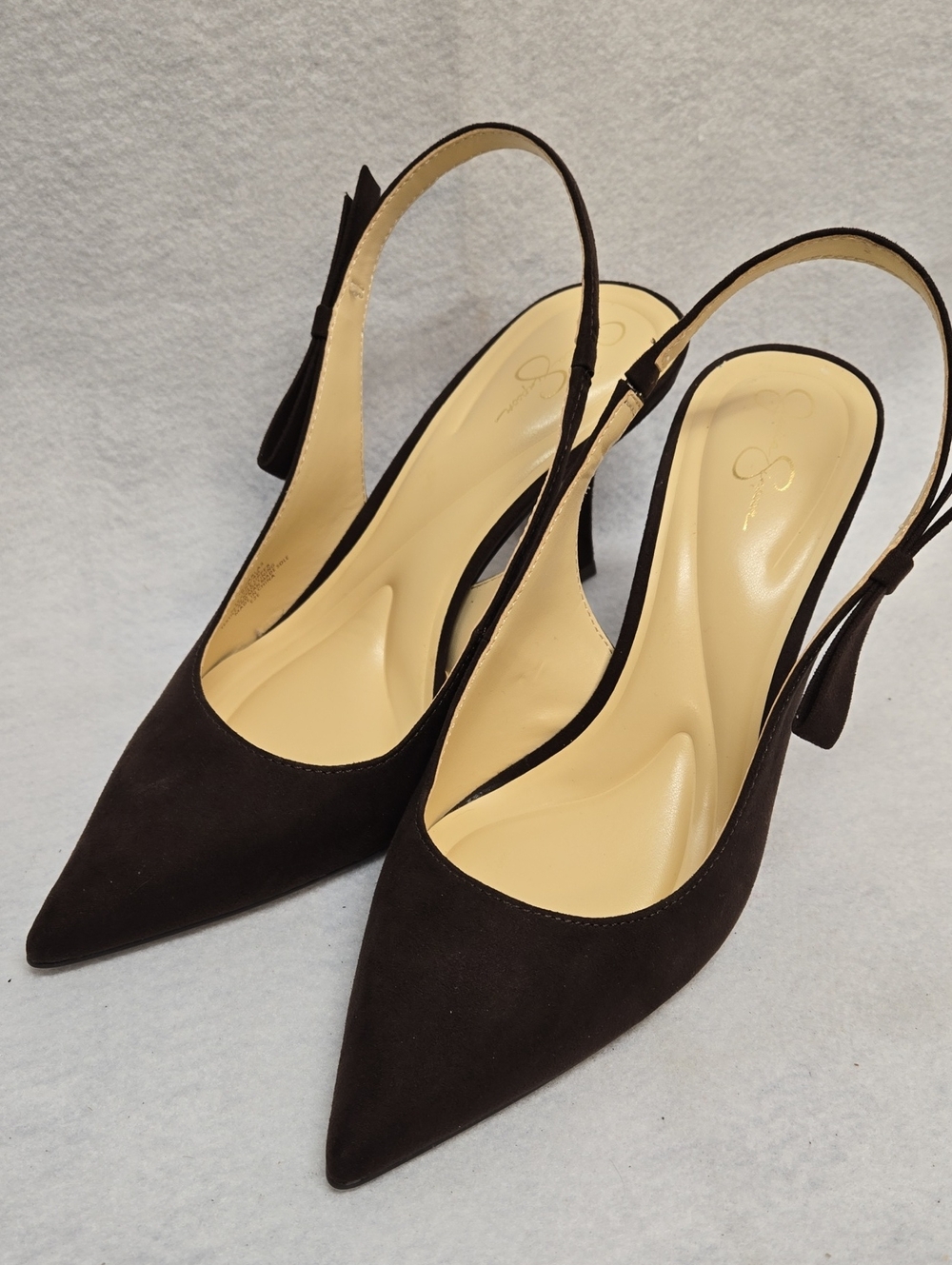 Jessica Simpson Women's 9 Pointed Slingback Pumps in Dark Chocolate With Bow